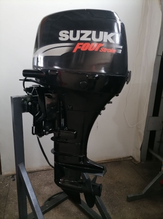 Лодочный мотор Suzuki DF 40