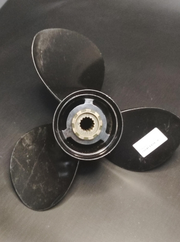 Винт гребной Mercury 75-125 (13.75 х15 шаг)