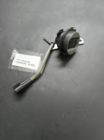 Кнопка гидроподъема Yamaha 15-115