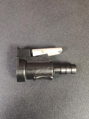 Фитинг топливный Suzuki